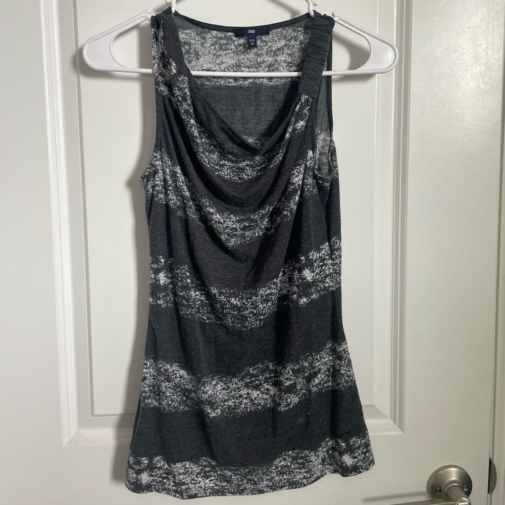 XS Gap Tank Top